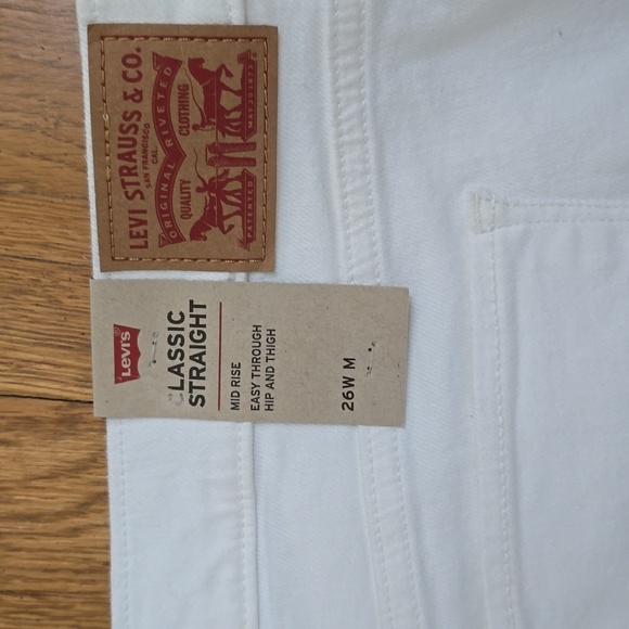 LEVIS BRAND WOMEN'S WHITE STRETCH JEANS SIZE 26W MEDIUM - Picture 8 of 13